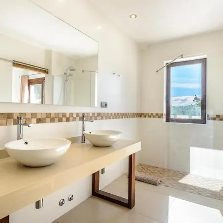 Can Palleu Villa *